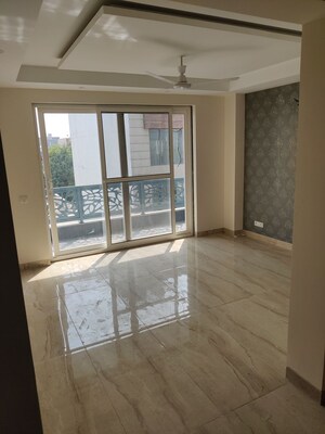 Room in 2 BHK Apartment at Hero Homes Gurgaon, Sector 104 – for Rent