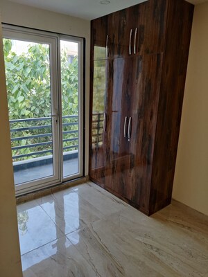 Room in 2 BHK Apartment at Hero Homes Gurgaon, Sector 104 – for Rent