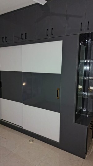 Room in 2 BHK Apartment at Signature Global Proxima, Sector 89 – for Rent