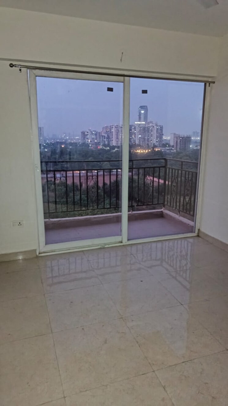 Balcony, signature-global-proxima 2 Bedroom 665 Sq.Ft. Apartment In Sector 89 Gurgaon 9261451