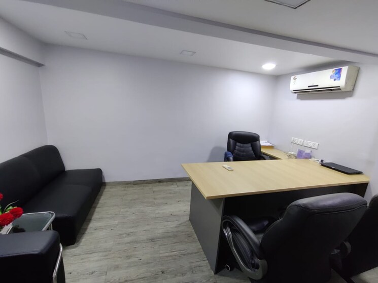 Team Area, sunshine-plaza Commercial Office Space in IT/SEZ 1000 Sq.Ft. In Dadar East Mumbai 9261456