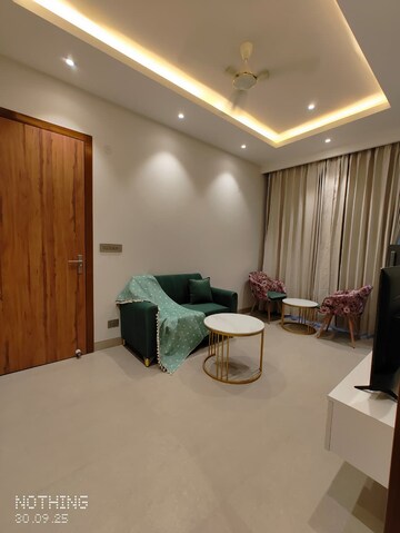 Living Room in 1 BHK Builder Floor at Sector 52 – for Rent
