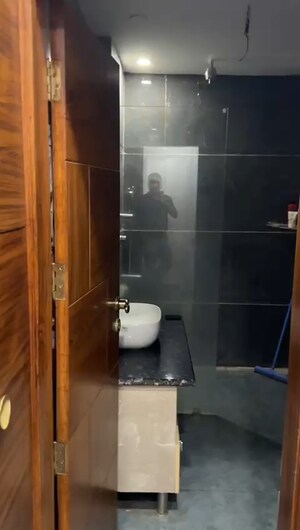 Bathroom in 3 BHK Builder Floor at BPTP Parkland Pride, Sector 77 – for Sale