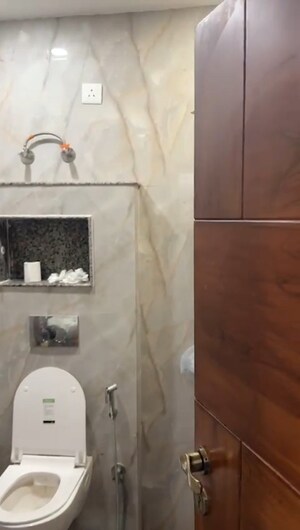 Bathroom in 3 BHK Builder Floor at BPTP Parkland Pride, Sector 77 – for Sale