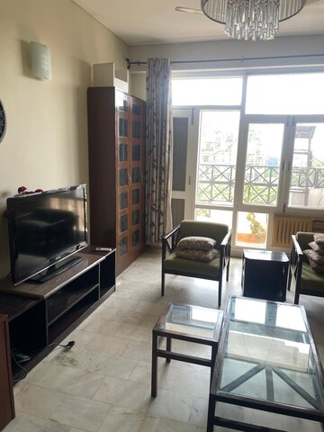 Living Room in 2 BHK Apartment at Ansal Sushant Apartments, Sushant Lok I – for Rent