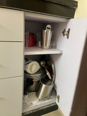 Furnished Amenities in 2 BHK Apartment at Ansal Sushant Apartments, Sushant Lok I – for Rent