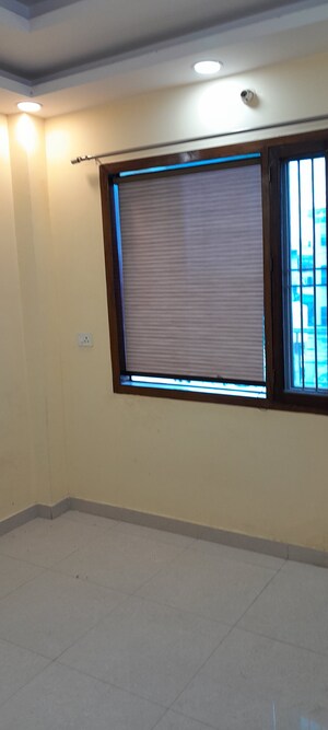 Room in 2 BHK Apartment at RWA Apartments Sector 116, Sector 116 – for Rent