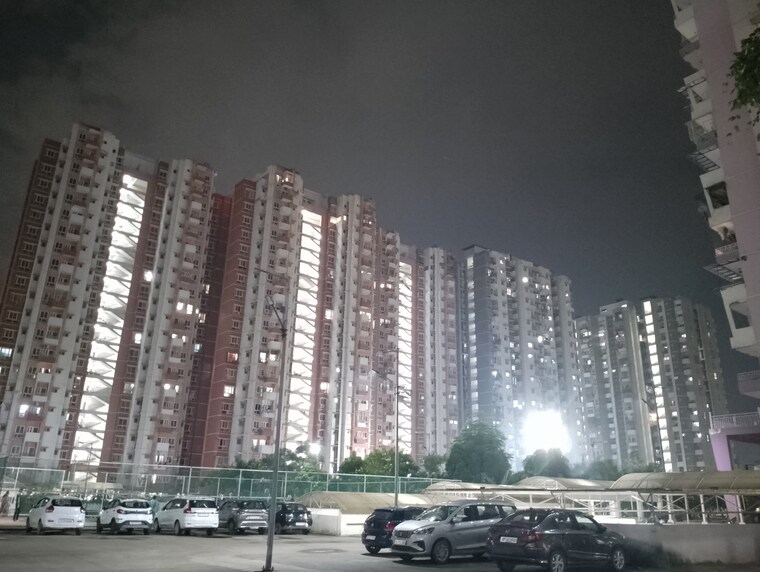 Exterior View, upavp-ganga-yamuna-and-hindon-enclave 2.5 Bedroom 1250 Sq.Ft. Apartment In Pratap Vihar Ghaziabad 9261506