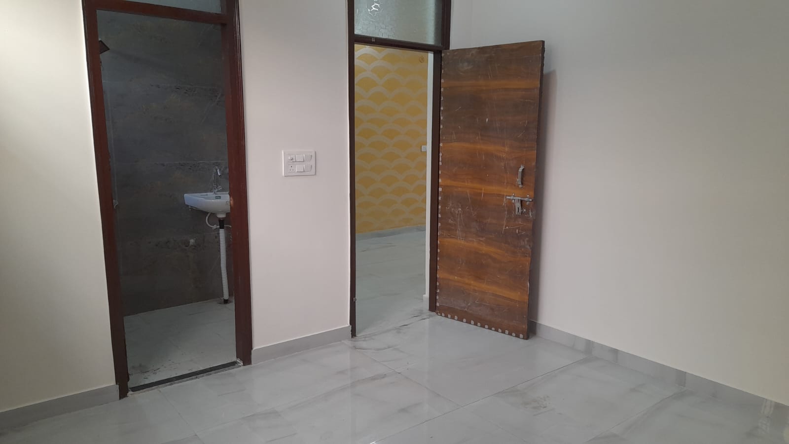 1 BHK + Servant Room Apartment For Rent in Saj Realtech Dream House