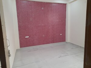 Room in 1 BHK Apartment at Saj Realtech Dream House, Sector 73 – for Rent