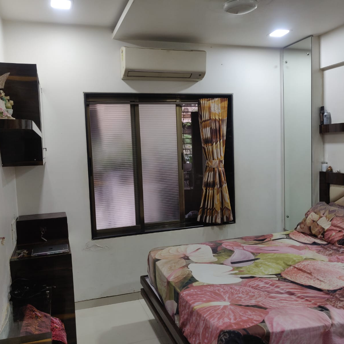 1 BHK Apartment For Rent in Raheja Township Complex