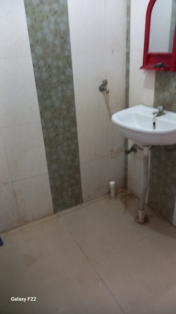 Master Bedroom in 1 BHK Apartment at Ganesh Kunj Dhankawadi, Dhankawadi – for Rent