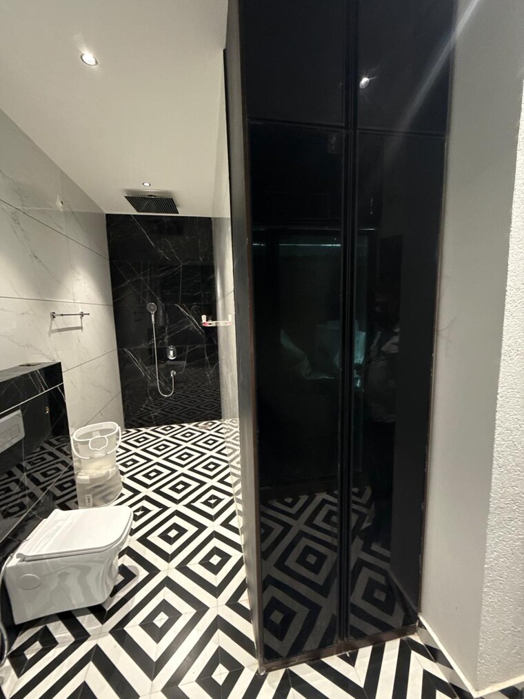 Bathroom, kharar 3 Bedroom 100 Sq.Yd. Villa In Kharar Mohali 9261540