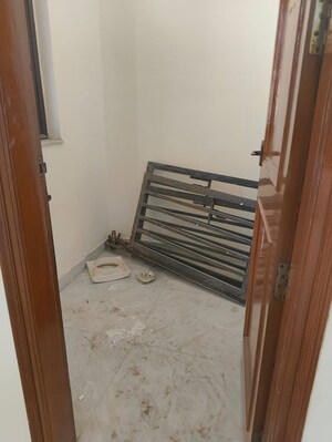 Balcony in 2.5 BHK Builder Floor at Sector 38 – for Rent