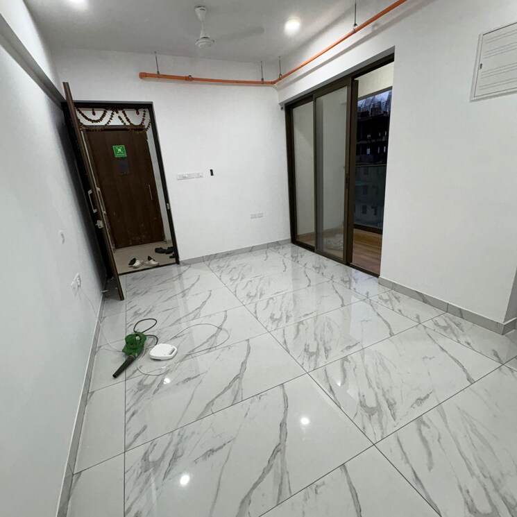 Kitchen, raymond-realty-phase-ii 2 Bedroom 635 Sq.Ft. Apartment In Swastik Garden Thane 9261549