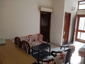 Living Room in 2 BHK Independent House at Sector 17 – for Rent