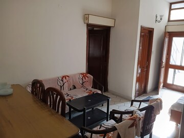 Living Room in 2 BHK Independent House at Sector 17 – for Rent