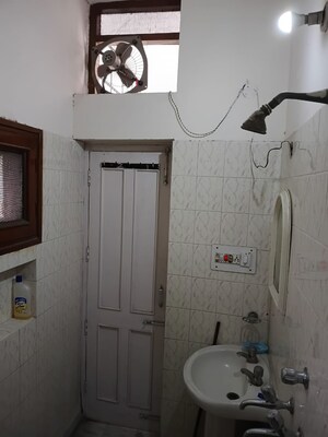 Bathroom in 2 BHK Independent House at Sector 17 – for Rent
