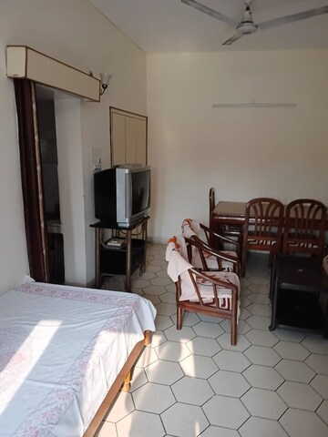 Living Room in 2 BHK Independent House at Sector 17 – for Rent