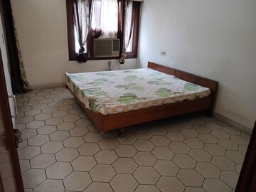 Bedroom in 2 BHK Independent House at Sector 17 – for Rent