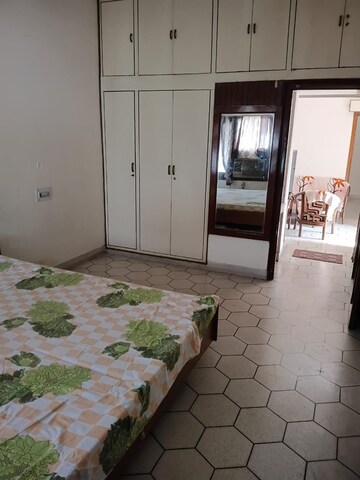 Bedroom in 2 BHK Independent House at Sector 17 – for Rent