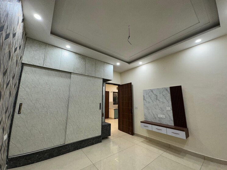 Room, sunny enclave 3 Bedroom 110 Sq.Yd. Villa In Sunny Enclave Mohali 9261559