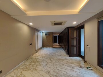  4 BHK Builder Floor at Safdarjung Enclave – for Rent