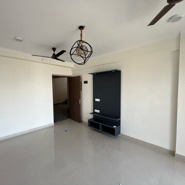 Room in 3 BHK Apartment at Pareena Micasa, Nurpur Jharsa – for Rent