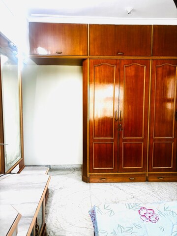 Room in 2 BHK Apartment at Manisha CHS Mulund, Mulund East – for Sale