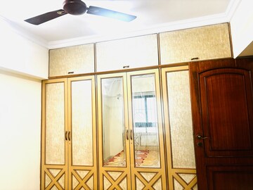Furnished Amenities in 2 BHK Apartment at Manisha CHS Mulund, Mulund East – for Sale