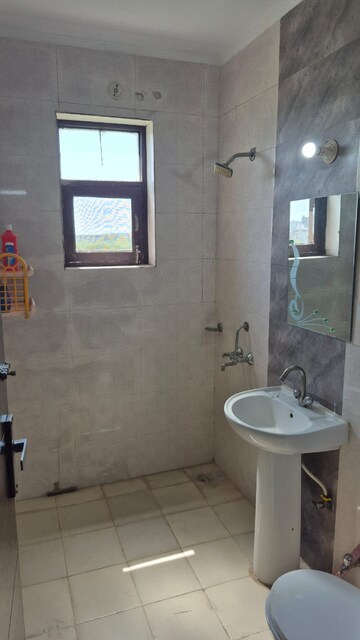 Bathroom in 3 BHK Builder Floor at Green Fields Colony – for Rent