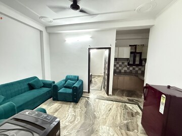 1 BHK Builder Floor For Rent in Chattarpur