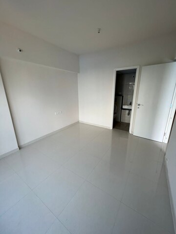 Room in 1 BHK Apartment at VTP Leonara, Mahalunge – for Sale