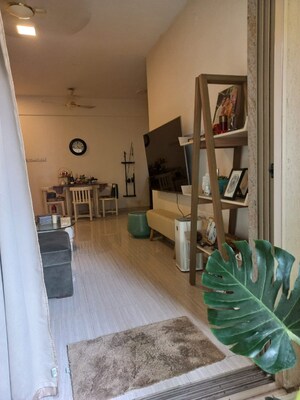 Living Room in 2 BHK Apartment at Sheth Vasant Oasis, Andheri East – for Sale