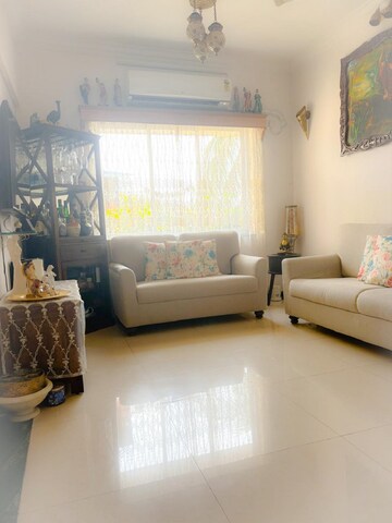 Living Room in 2 BHK Apartment at Bandra West – for Rent