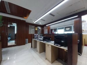  Office Space For Sale in The Iconic Corenthum, Sector 62