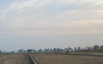 Plot For Sale in Sector 111