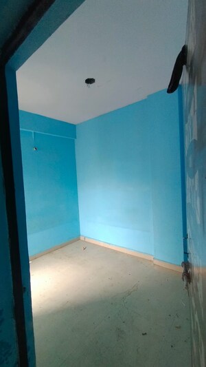 Room in 1.5 BHK Apartment at Sector 10 Greater Noida – for Sale