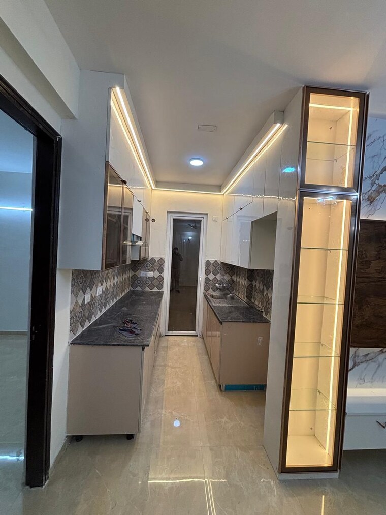 Kitchen, signature-global-park-4-and-5 3 Bedroom 1120 Sq.Ft. Builder Floor In Sohna Sector 36 Gurgaon 9261895