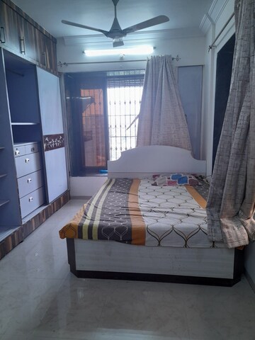 Bedroom in 4 BHK Apartment at Inorbit Mall Vashi, Vashi Sector 30a – for Rent