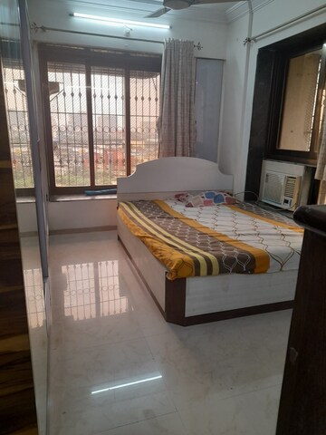 Bedroom in 4 BHK Apartment at Inorbit Mall Vashi, Vashi Sector 30a – for Rent