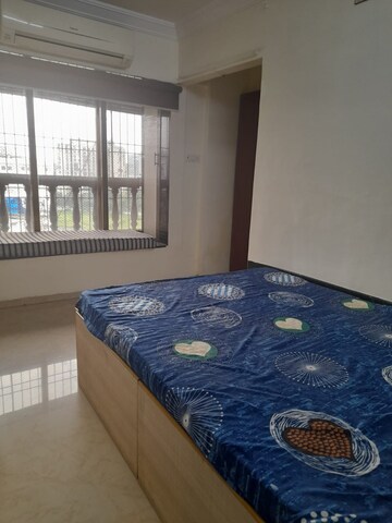 Bedroom in 4 BHK Apartment at Inorbit Mall Vashi, Vashi Sector 30a – for Rent