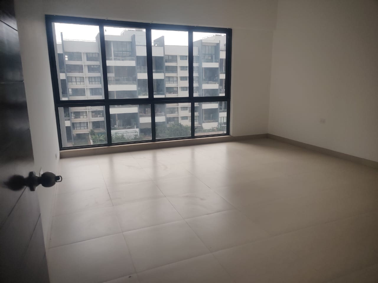 4 BHK + Pooja Room,Servant Room,Study Room,Extra Room 3935 Sq.Ft. Apartment in Marvel Sangria