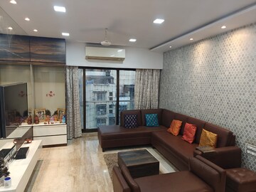 Living Room in 4 BHK Apartment at DLH Sorrento, Veera Desai Road – for Rent