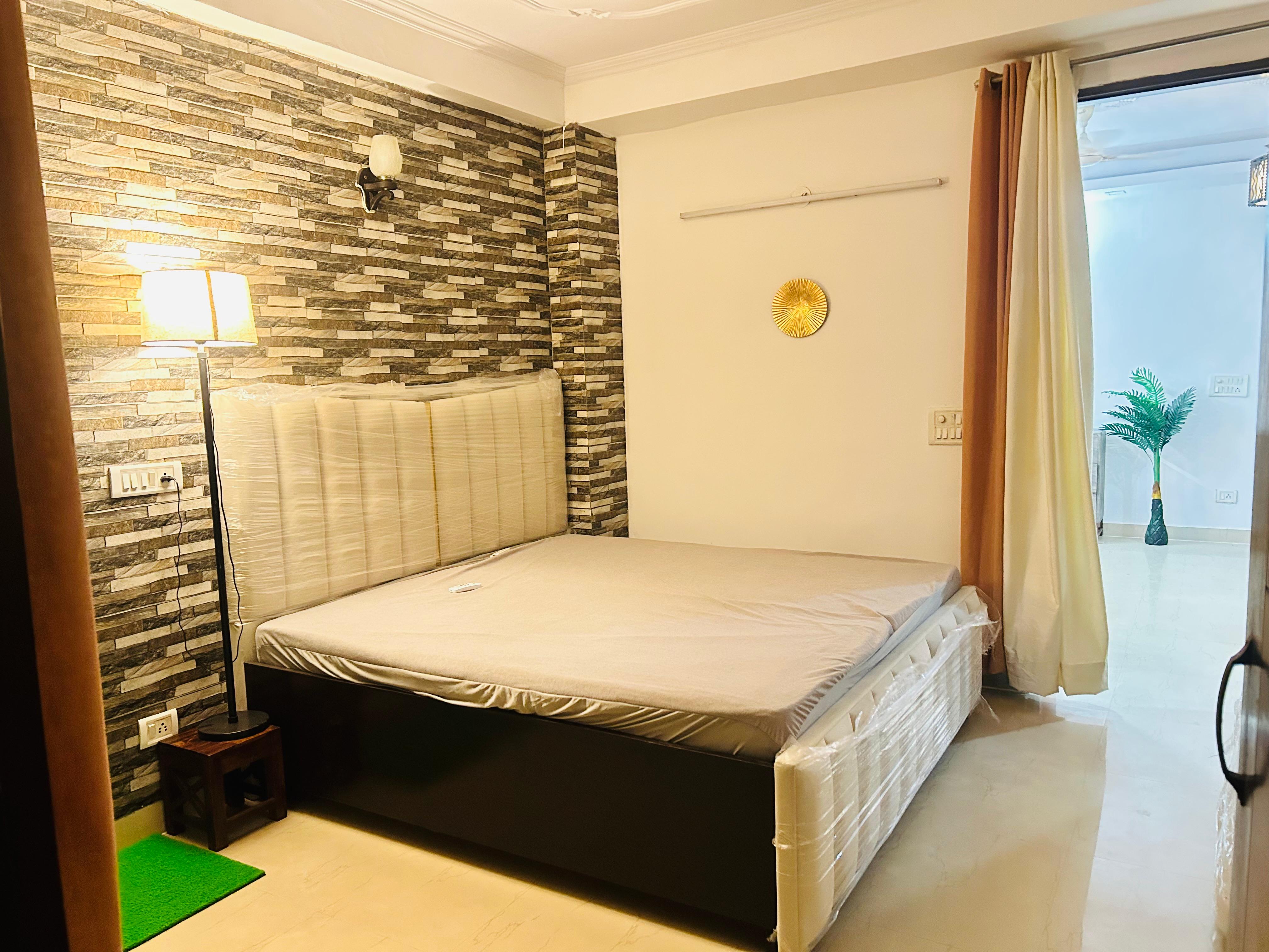 2 BHK Builder Floor For Rent in Vasant Kunj