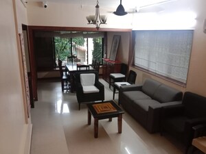 3 BHK Apartment For Rent in Khar West