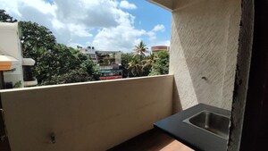 Swimming Pool in 3 BHK Apartment at Benson Town – for Sale