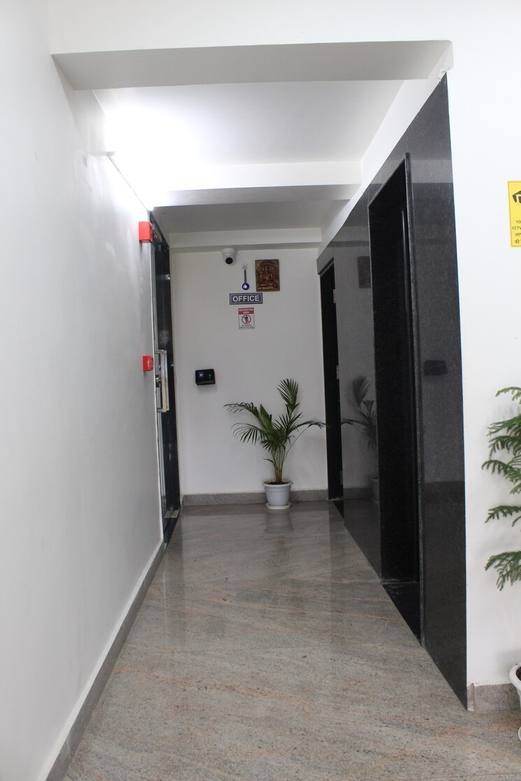 undefined, hoshangabad road Commercial Office Space 3000 Sq.Ft. In Hoshangabad Road Bhopal 9261990