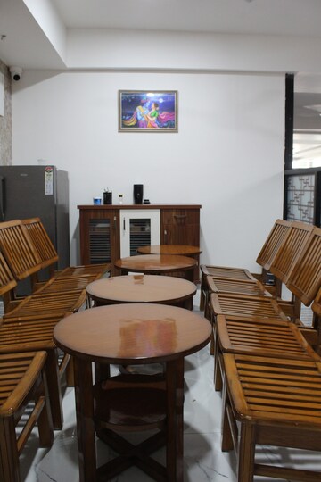 Team Area in  Office Space at Hoshangabad Road – for Rent