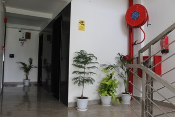   Office Space at Hoshangabad Road – for Rent